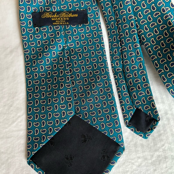 Brooks Brothers Tie - Picture 2 of 5